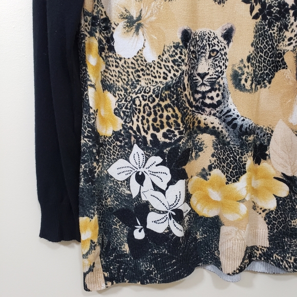 Red - cheetah & floral print long ribbed sweater woman's size medium - Picture 7 of 7